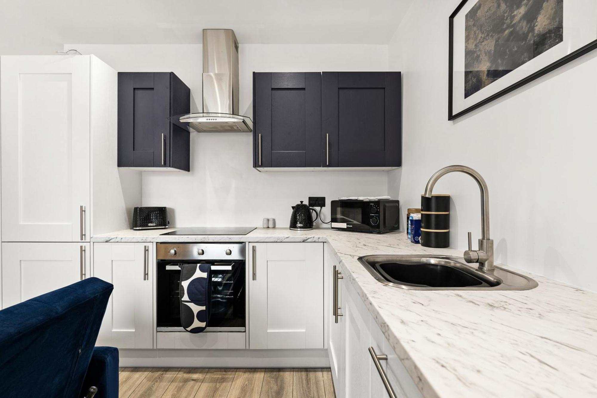 Comfortable 2-Bedroom Stay In NWI Eksteriør bilde